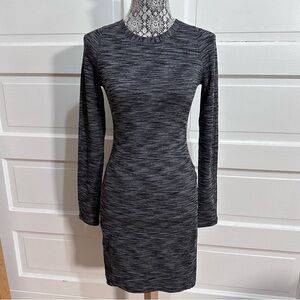 Lululemon &go Where-To Dress *Long Sleeve Size 4 Heathered Black $128